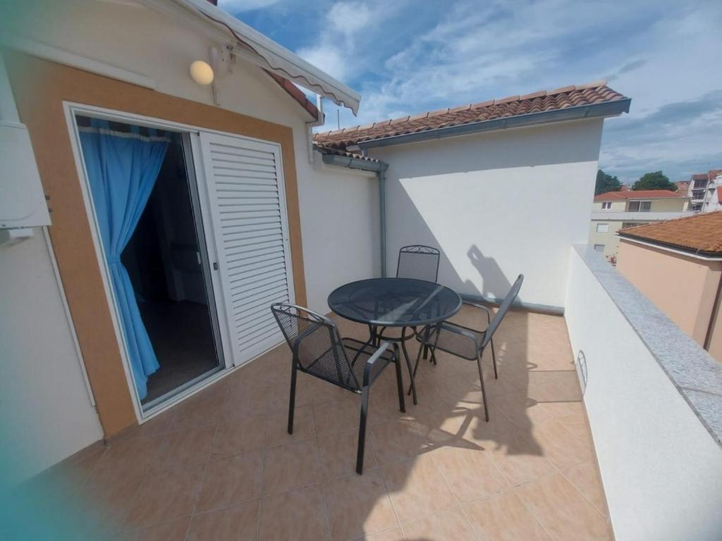 Apartments With A Parking Space Pakostane, Biograd - 22375 ภายนอก รูปภาพ